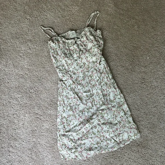 Aritzia wilfred bellow mini dress floral - Picture 2 of 6